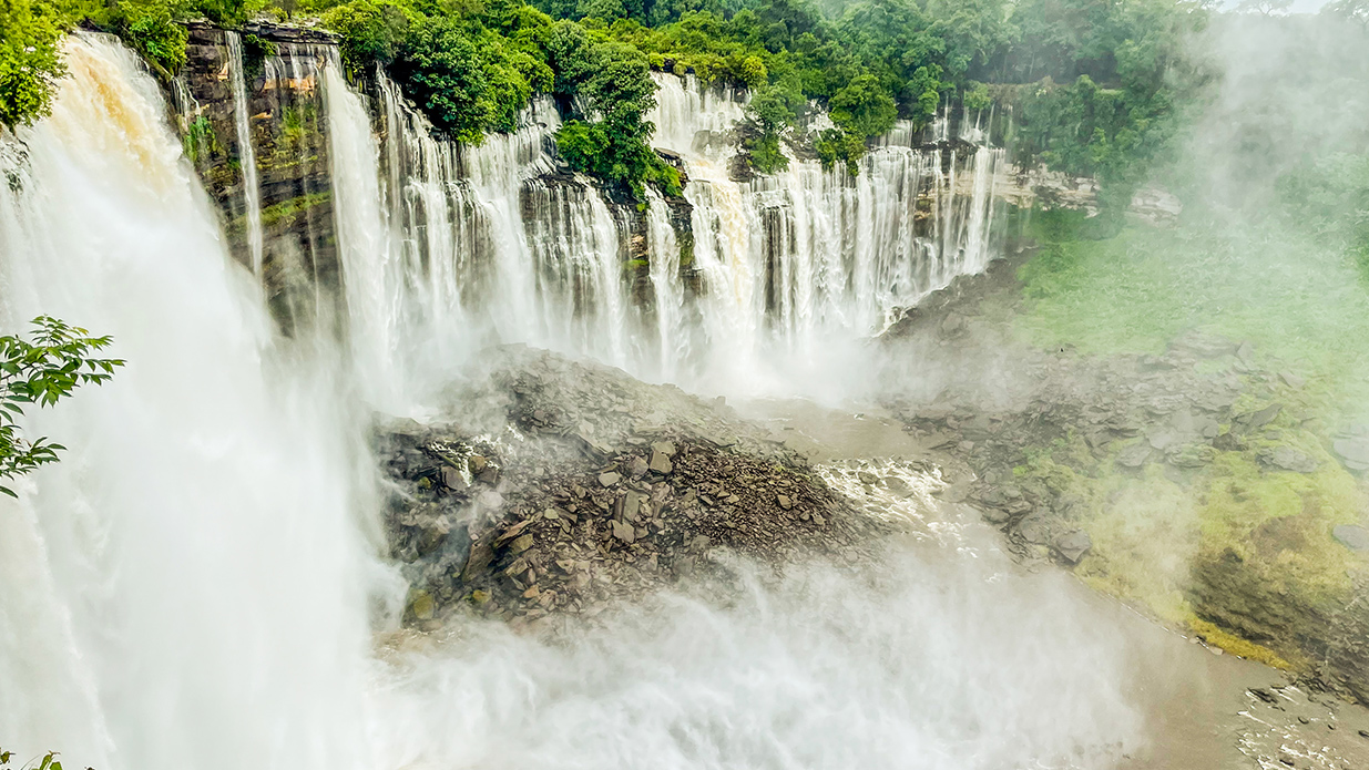 Quedas de Calandula - Colectivo